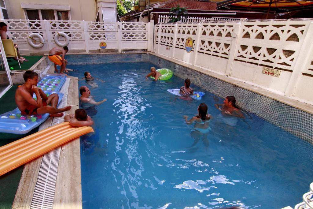 Kleopatra Bavyera Hotel Alanya Extérieur photo